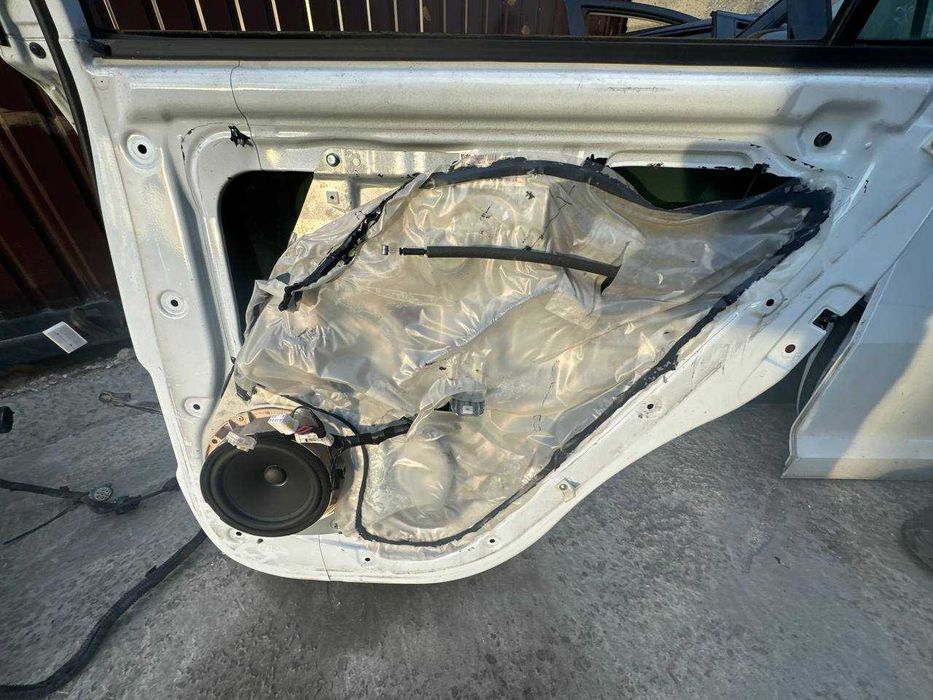 Двері до Kia Sportage 3 (ціна за шт.)