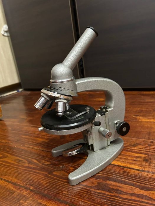 Продам микроскоп  Мби