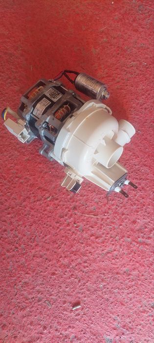 Посудомийна машина  respecta