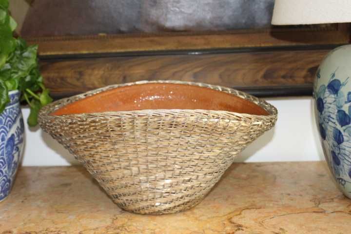 Magnifica  e invulgar taça / travessa funda de mesa para  em filigrana