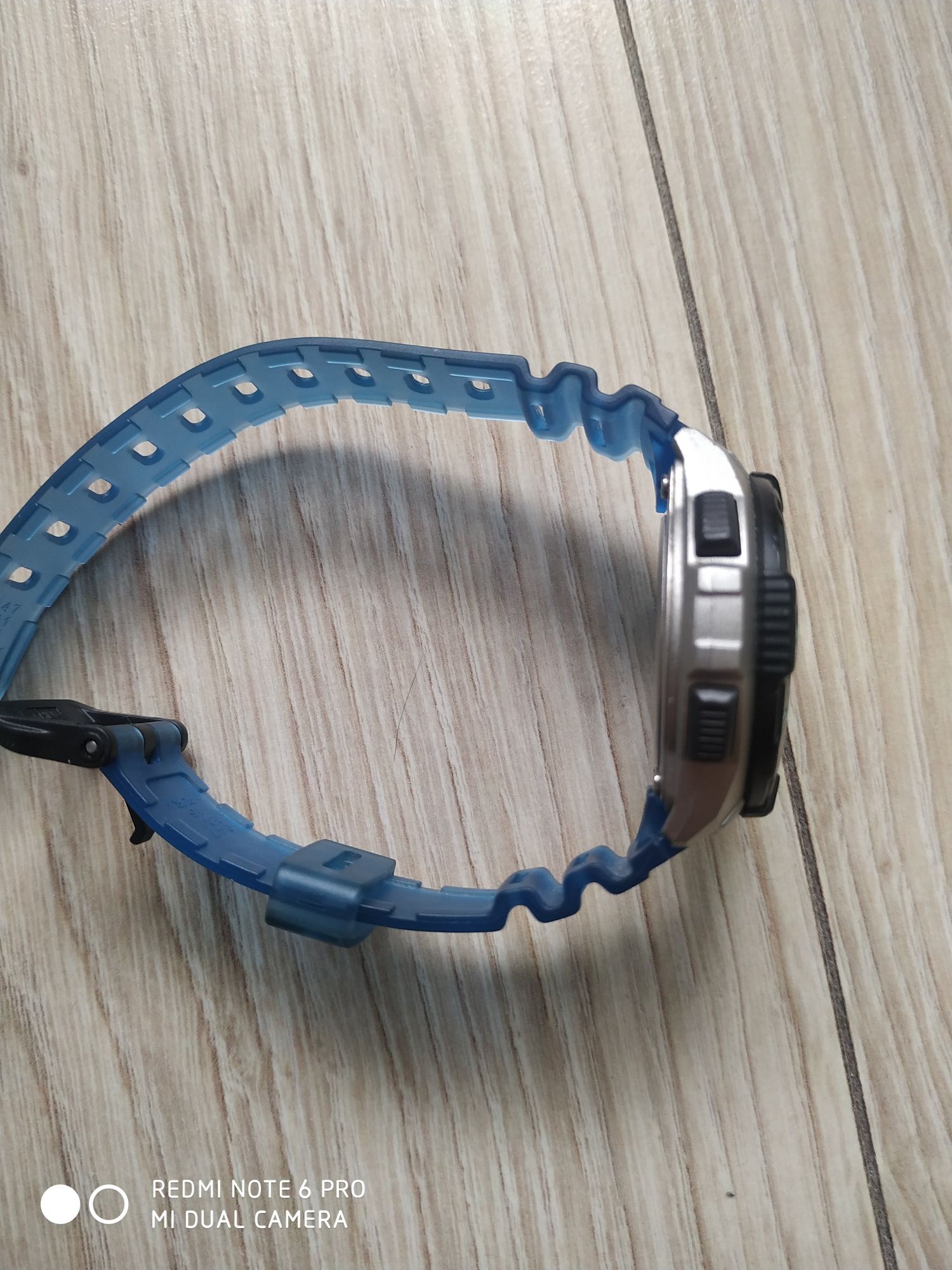 Zegarek Casio Iluminator LWS - 1100 H