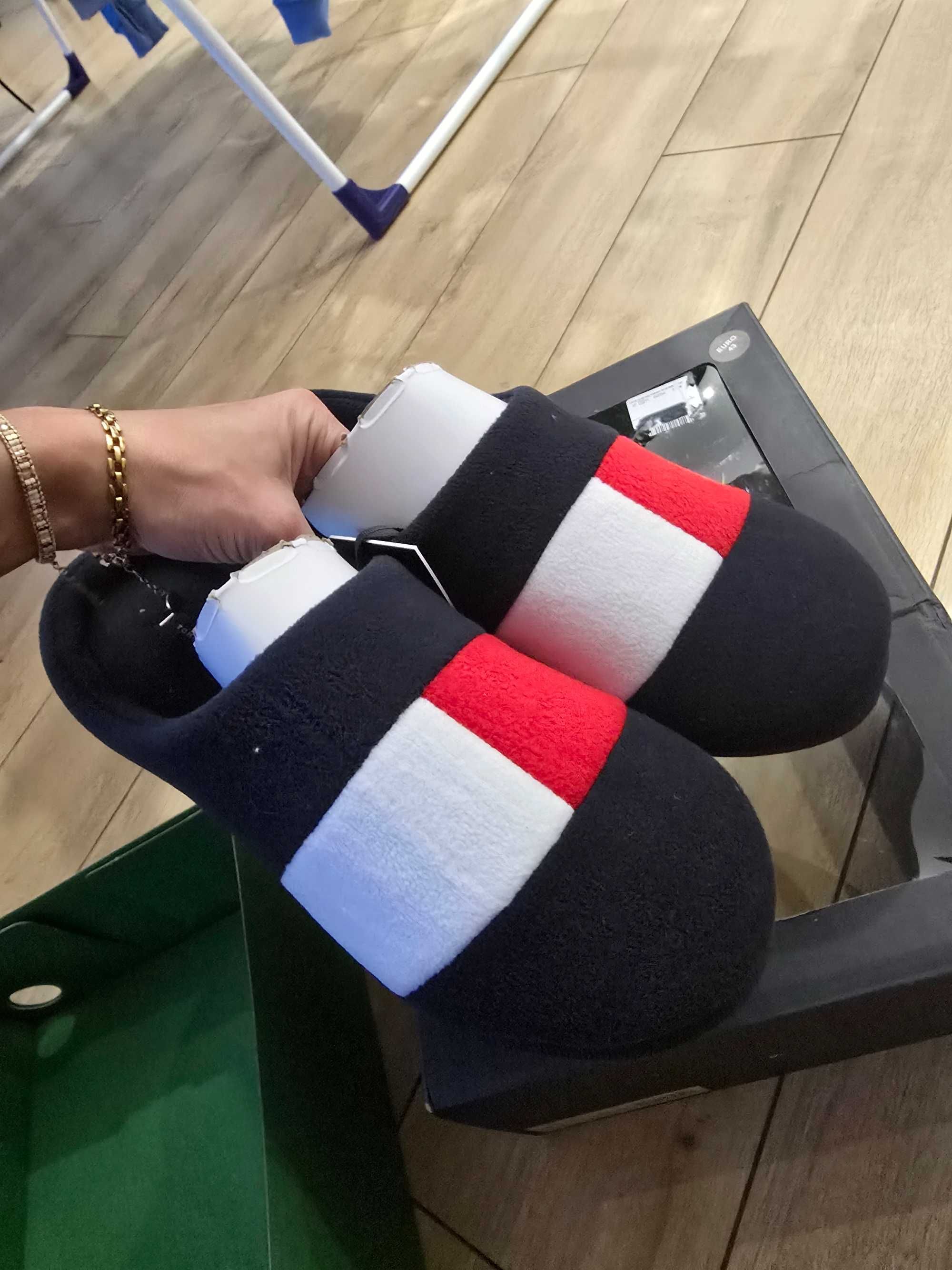 Kapcie Tommy Hilfiger