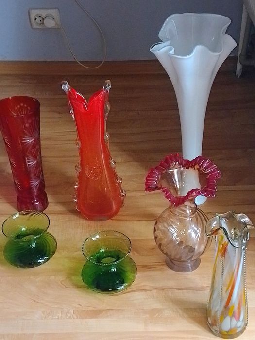 Фруктовниці,горішниці кольорове скло,кришталь,,креманкі скл