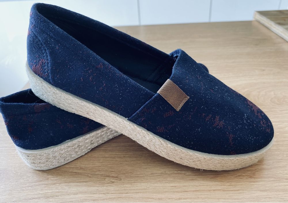 Espadryle r. 38 kolor granatowy