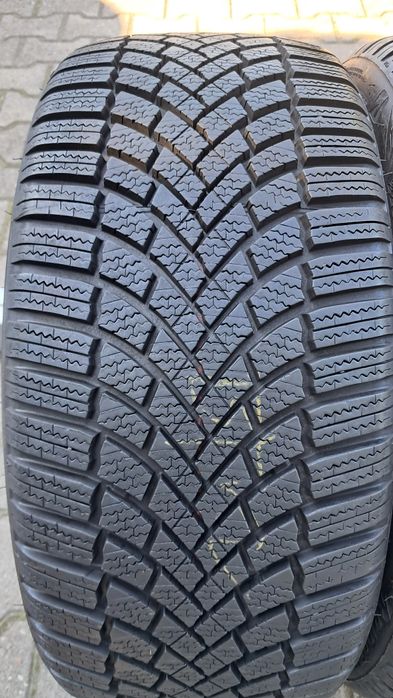 225/40R18 92V Bridgestone Blizzak LM005