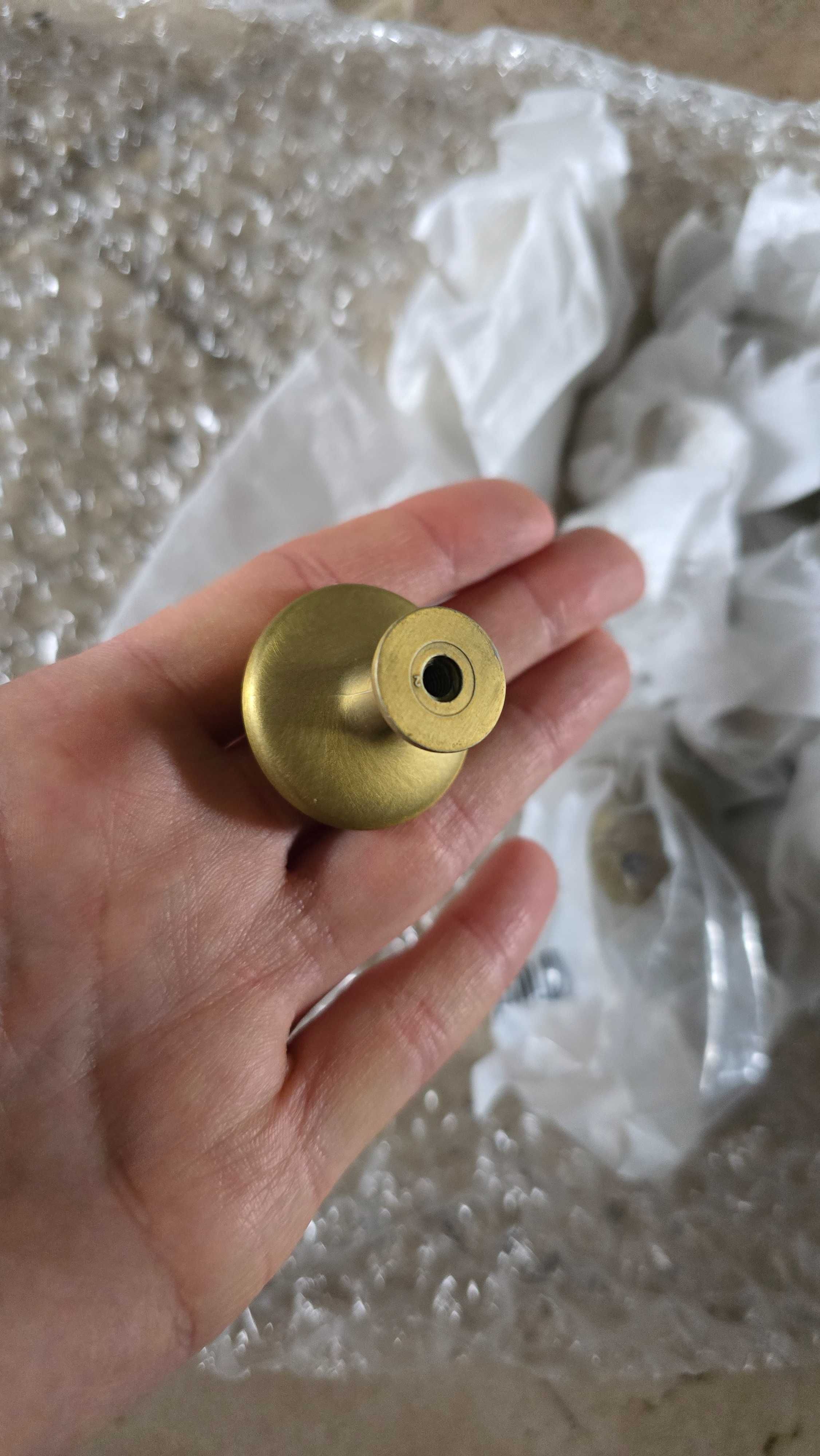 19szt. Gałka meblowa złota, uchwyt złoty szczotkowany GG17 30 mm Gamet