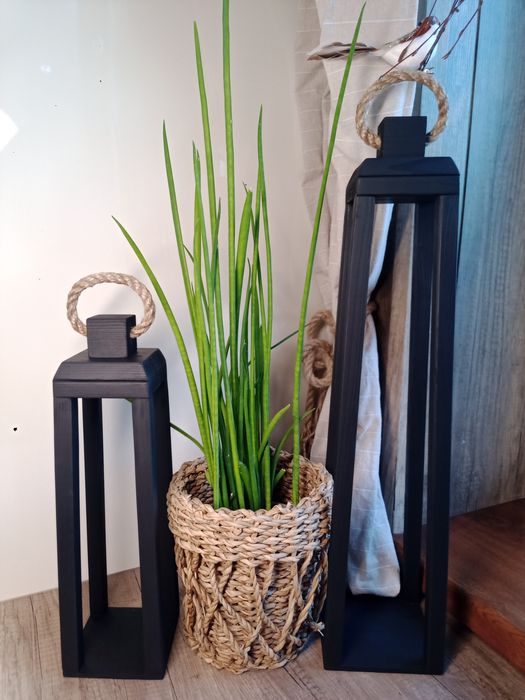 Lampion drewniany czarny latarnia domogród