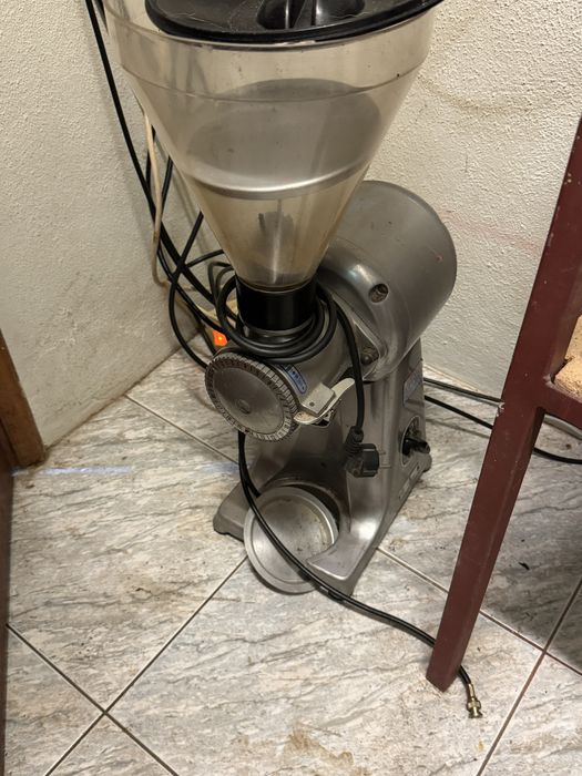 Maquina de moer cafe