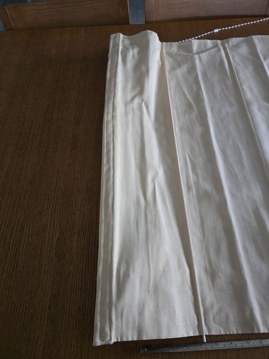 Estore de pano em bom estado