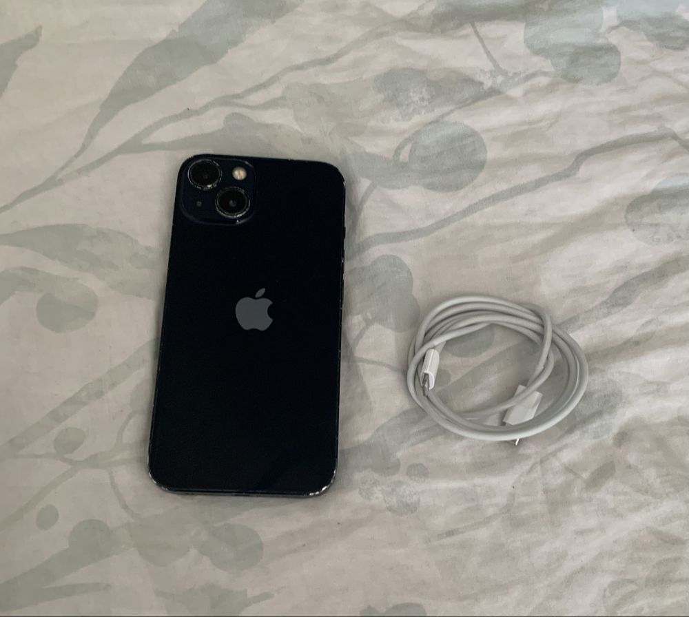 Iphone 13 {Bom Estado}
