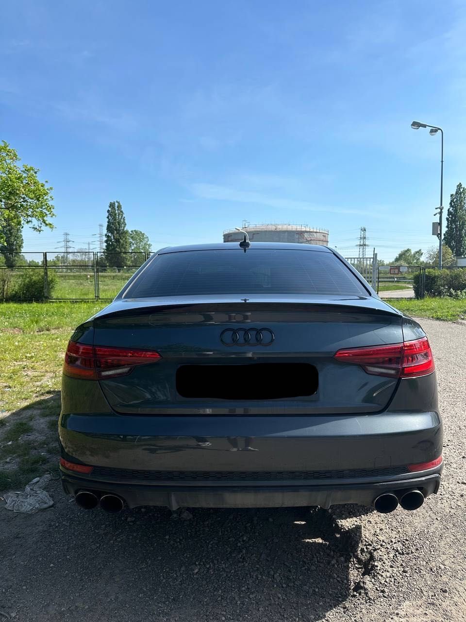Audi A4 PREMIUM 2016