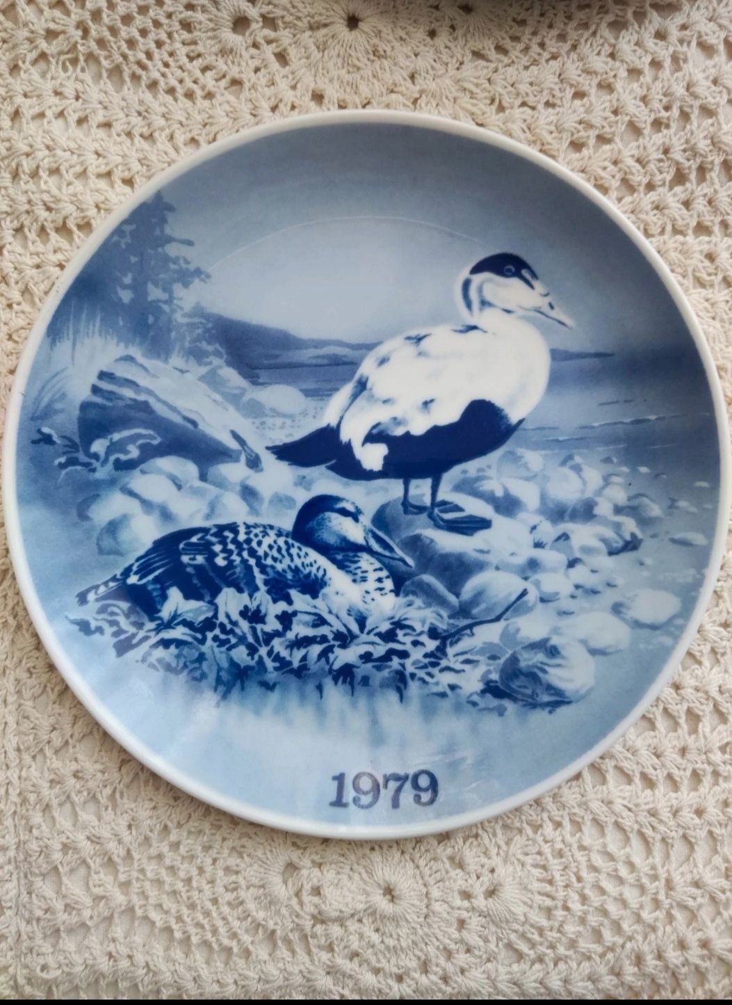 Talerz ozdobny porcelanowy 1979 rok