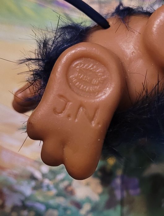 Zestaw trolli różnych marek