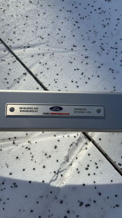 Rozpórka kielichów Ford Mustang 5.0 2023 r ORYGINAŁ