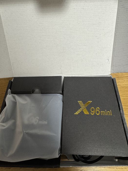 X96 Mini 2/16 Android TV Box — як нова!