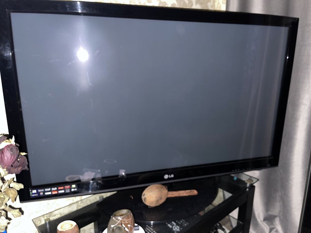 Телевізор плазма LG 50-PQ-3000-ZA стан нового