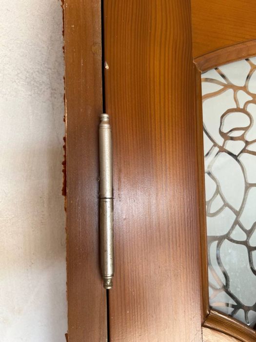 Дубові двері з коробкою