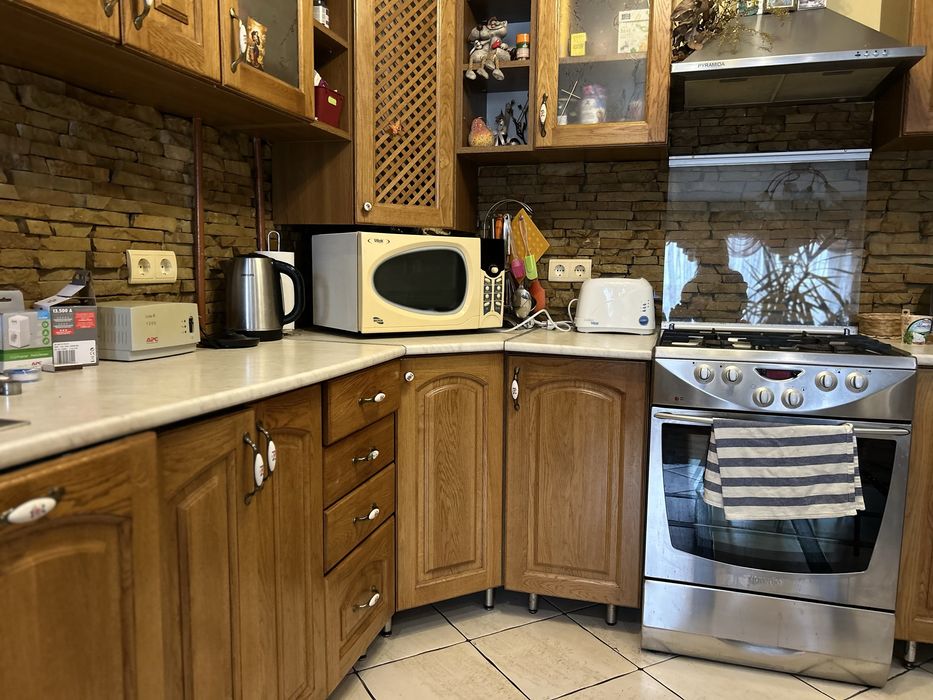 Продаж 2-х рівневоі на Мазепи