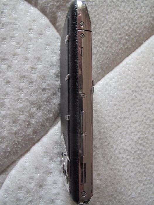 VERTU Constellation Quest Black RM-582V