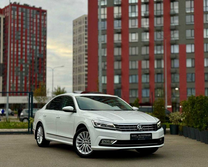 Volkswagen Passat SE