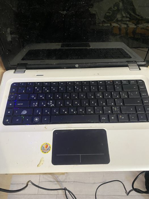 Продам ноутбук hp срочно