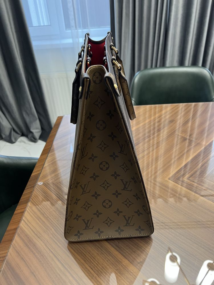 Сумка Louis Vuitton