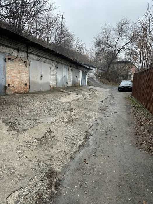 Продам дом - домовладения на ж/м Победа