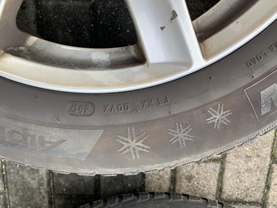 Felgi ENZO 17” + opony zimowe (z 2017 roku) michelin Apli. 5 215/60