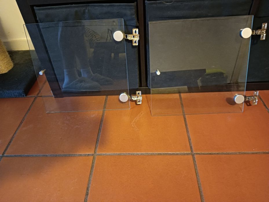 Portas de vidro para estante tipo kallax de IKEA