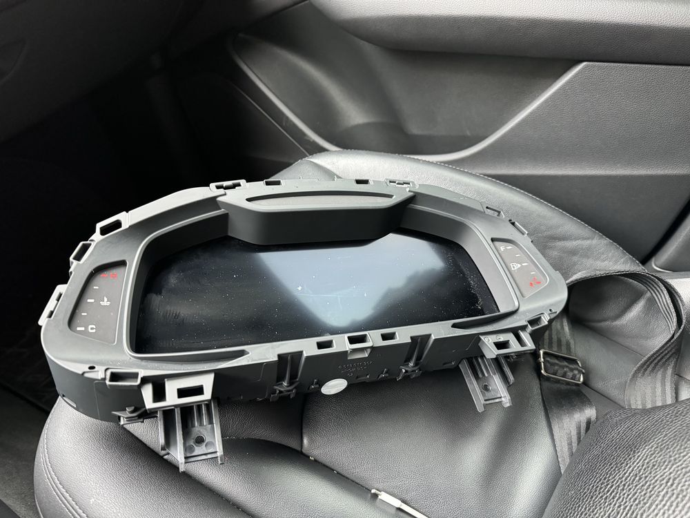 Приборная панель Audi Q7 2021 ( Virtual cockpit )