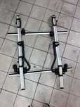 Barras Thule e 2 suportes bicicleta Thule Proride