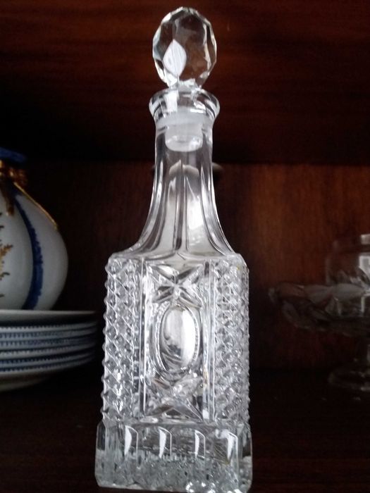 Garrafa frasco raro muito bonita cristal