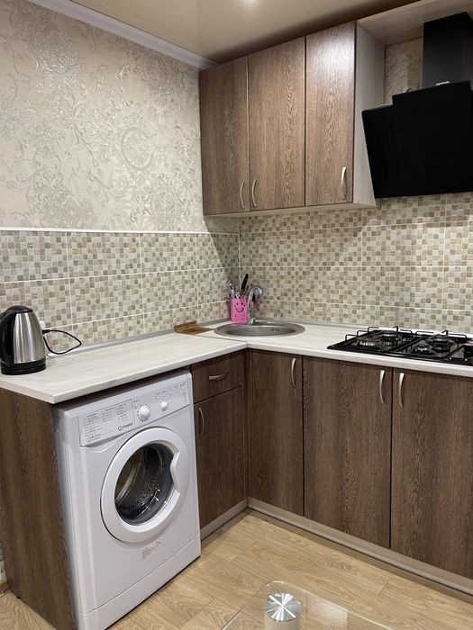 Сдам шикарную и теплую 1-комнатную квартиру !