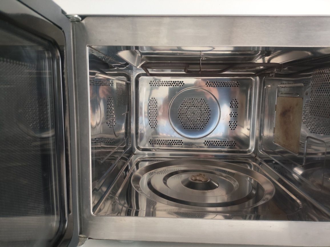 Forno Microondas Becken AC930AMS
