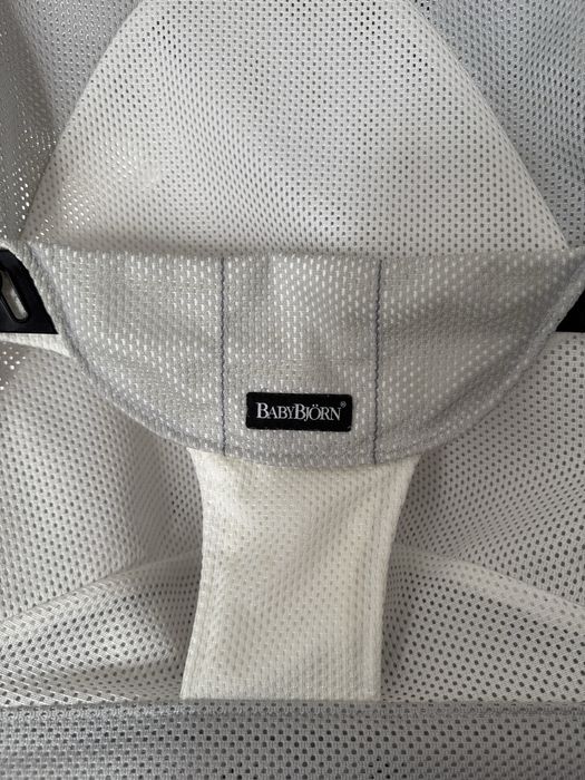Babybjorn leżaczek bujaczek