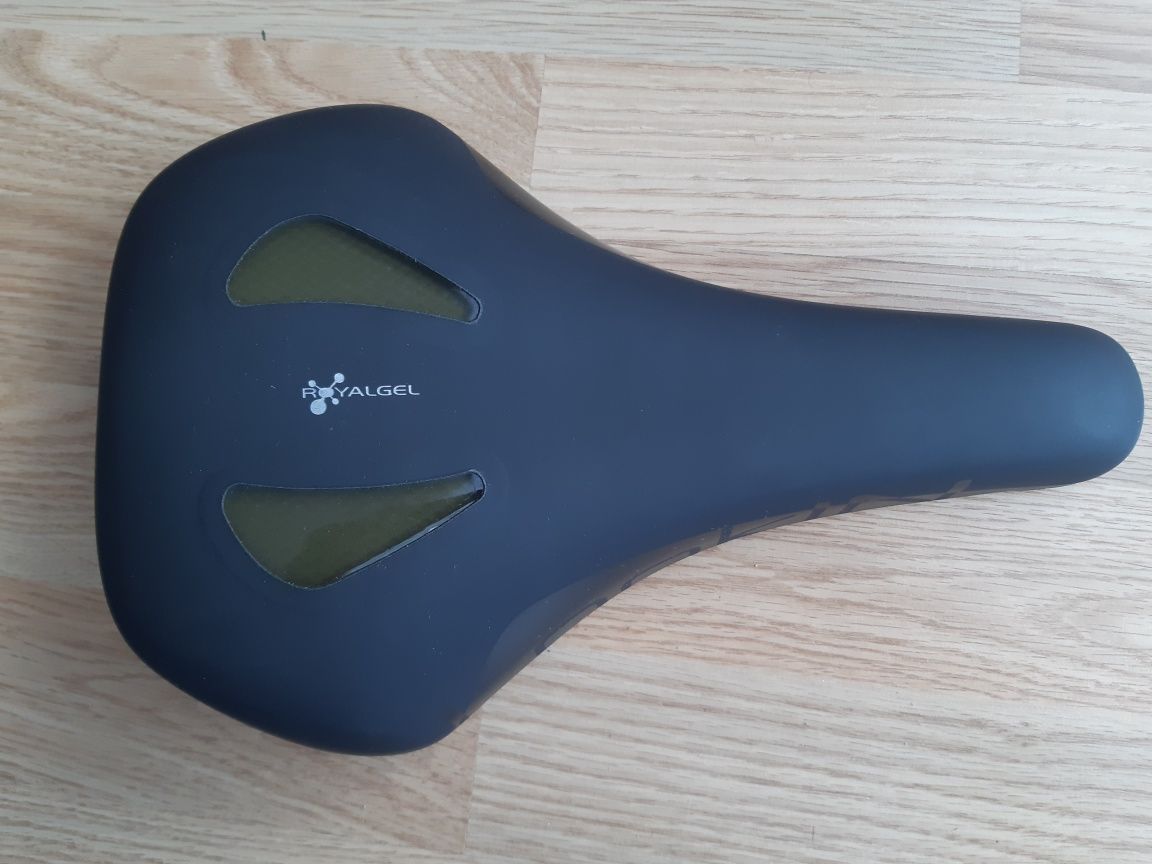 Selle Royal siodelko Lookin Basic Athletic 45St zelowe Unisex