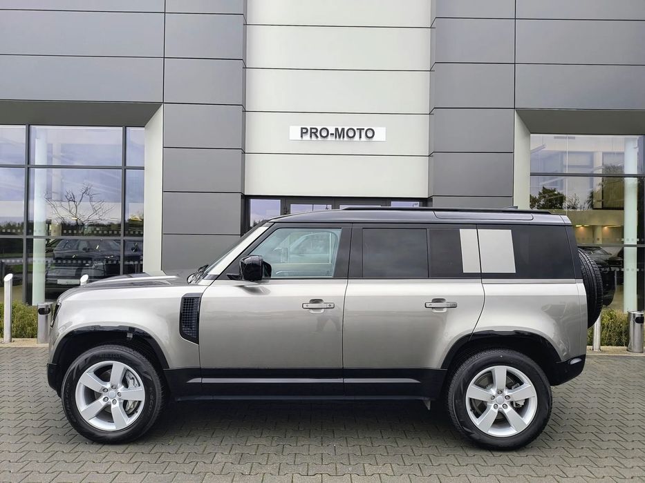 Land Rover Defender 3.0/300 KM, auto Dealera, I właściciel, salon Polska 2024