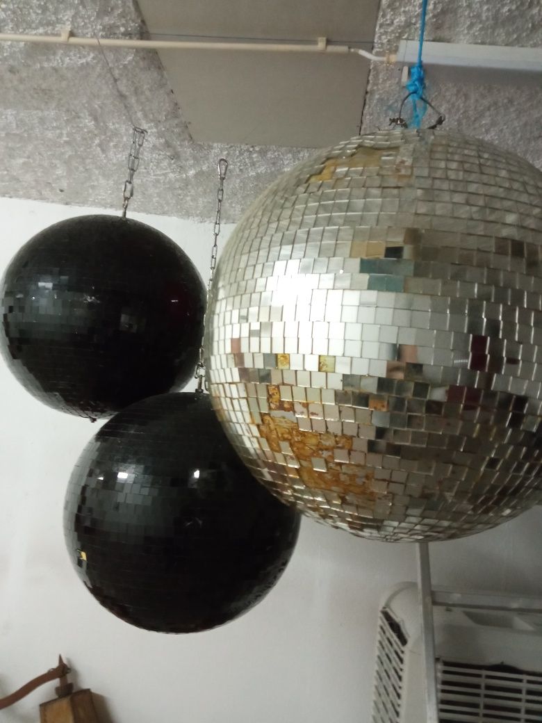 Bolas de espelhos de discoteca