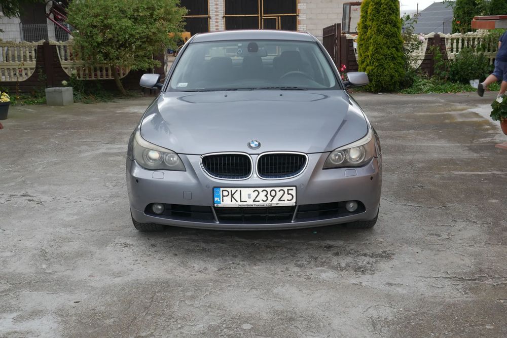 BMW Seria 5 BMW E60 530i M54B30
