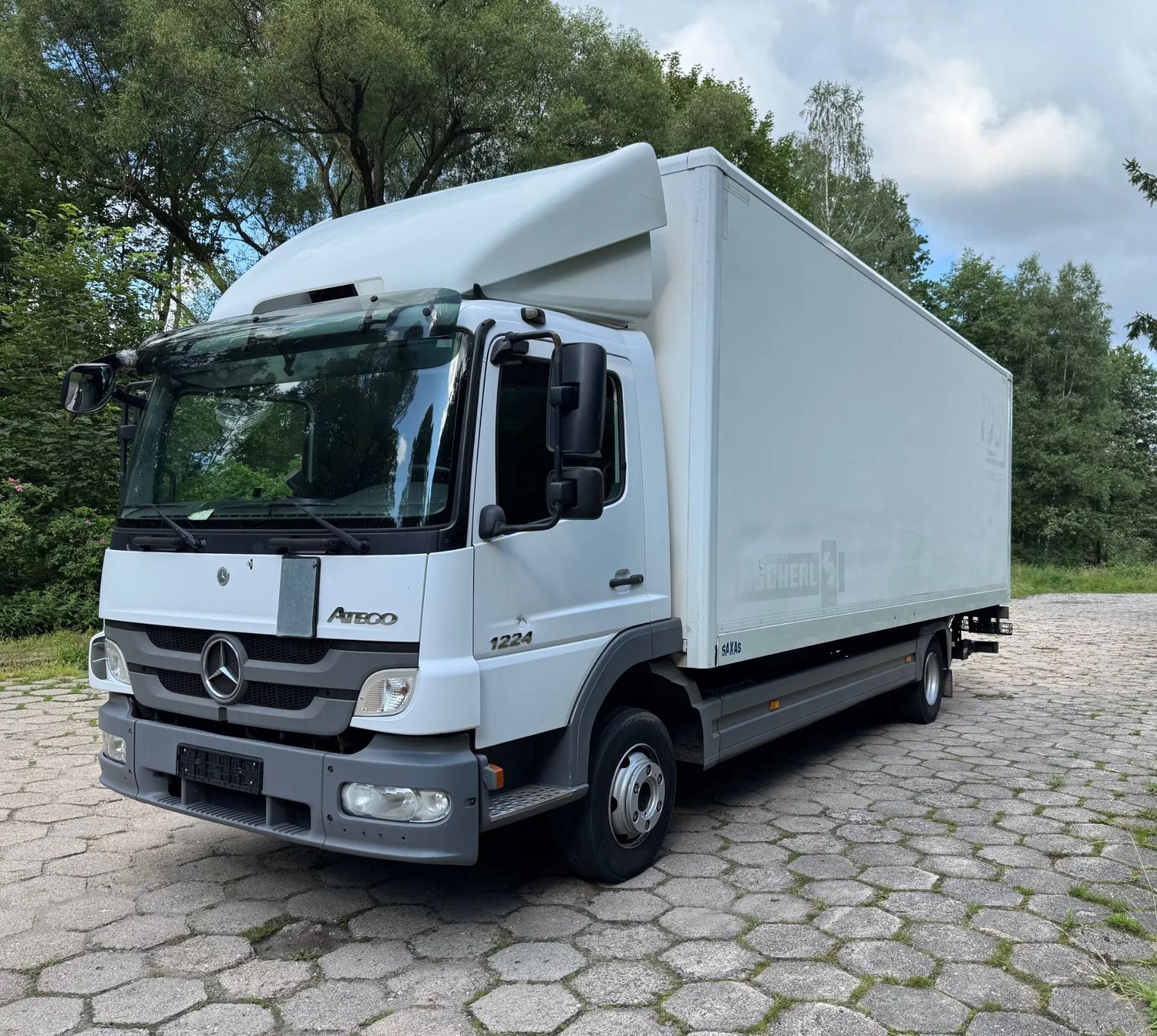 Mercedes-Benz Atego 1224/euro 5/  sprowadzony/webasto/ładowność 6000 kg/tylko 370 tys km