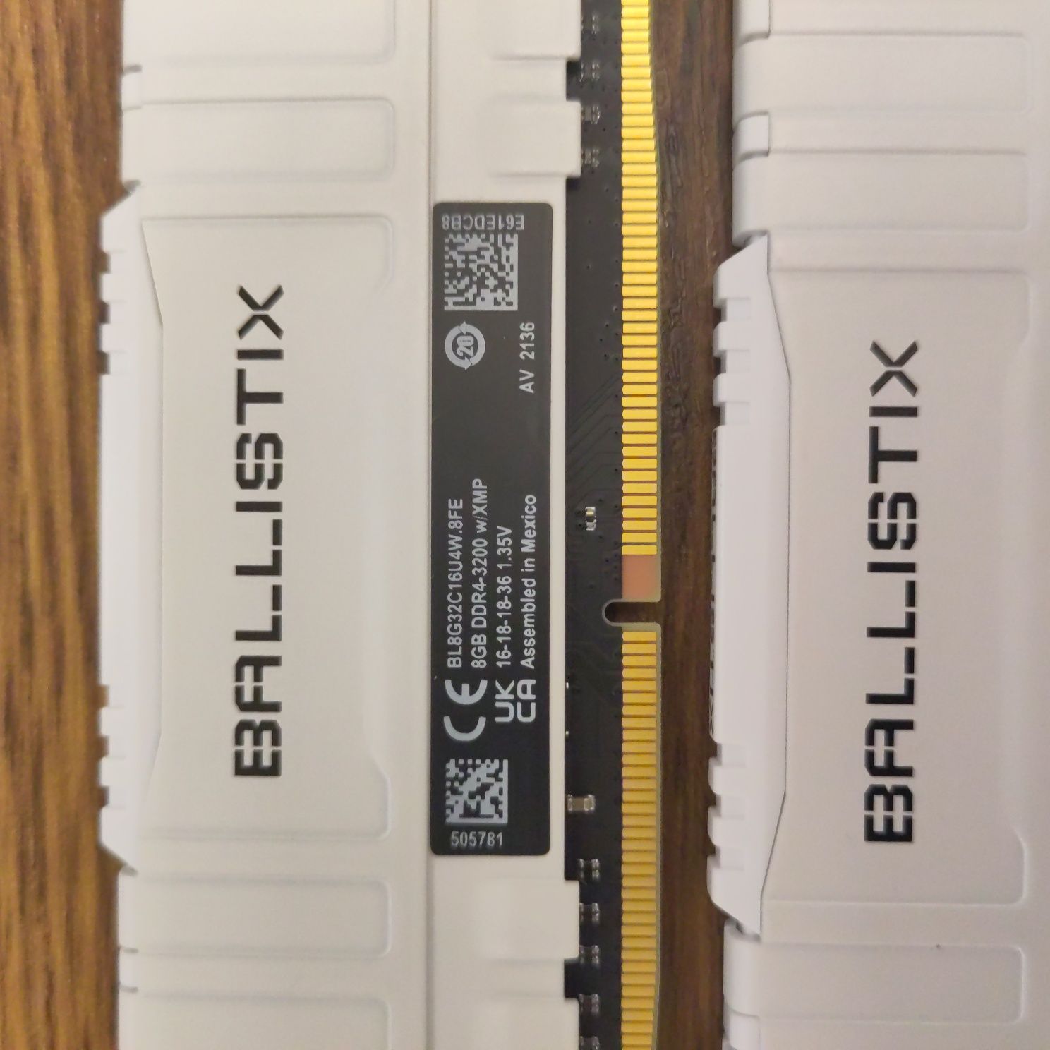 DDR4 / 3200 / CL16 / 16GB (8x2GB)