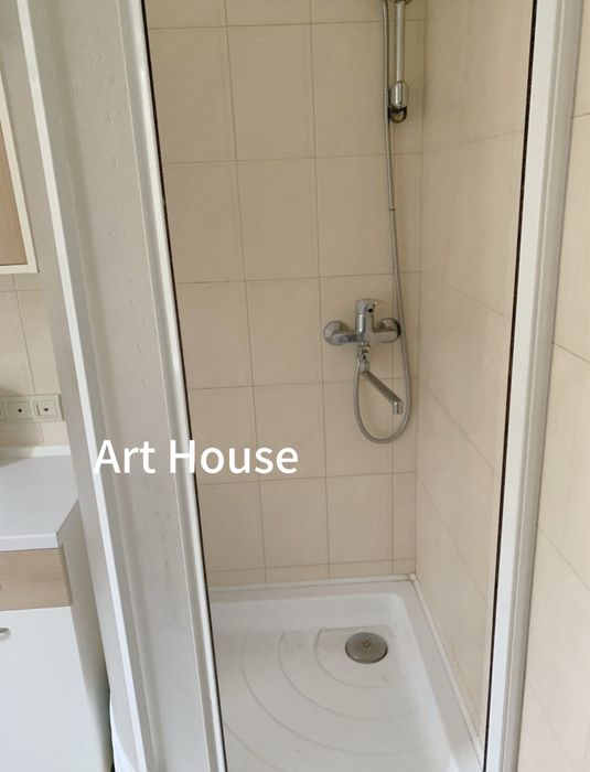 Фасад, окремий вхід, офіс, клініка, салон, курси, інше, Бажана