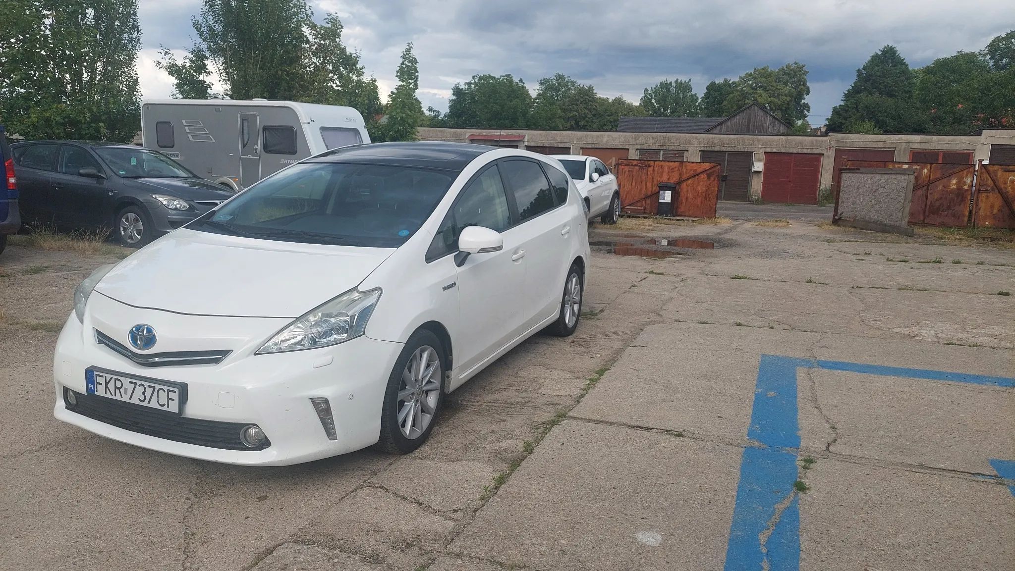 Toyota Prius+ Toyota Prius Plus