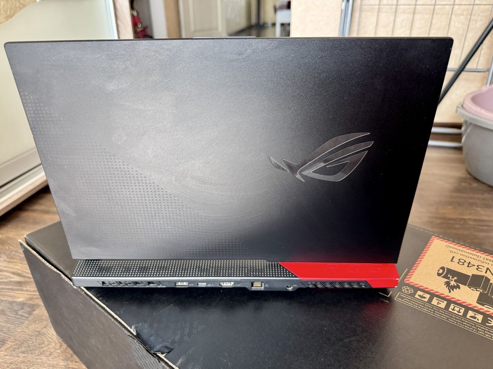 Игровой ноутбук Asus rog