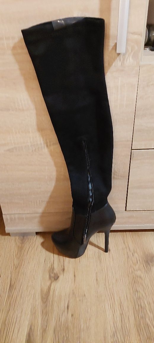 Kozaki Nowe roz.37.