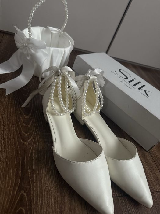 Туфлі балетки мешти весільні білі айворі