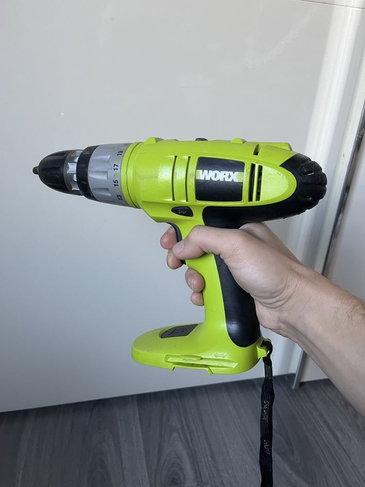 Шуруповерт без комплекту Worx WU 366