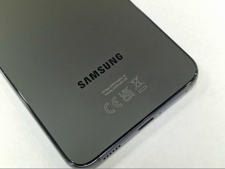 Samsung Galaxy S22 Dual SIM/ 8GB/ 128GB/ Grade B+/ Phantom Black + ład