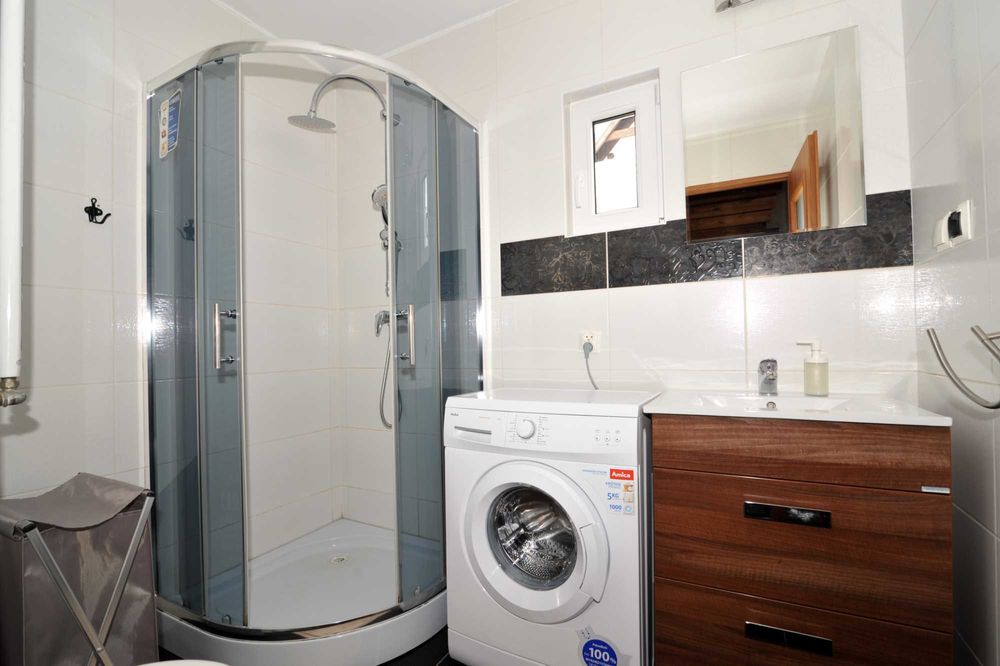 Domek z kominkiem nad morzem z sauną balia jacuzzi Słajszewo