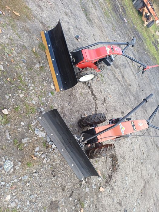 Plug traktorek M70